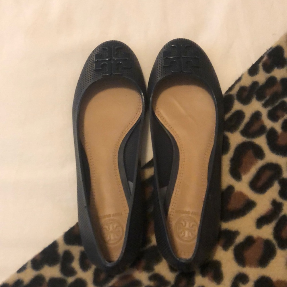 NWOT Navy Tory Burch Flats